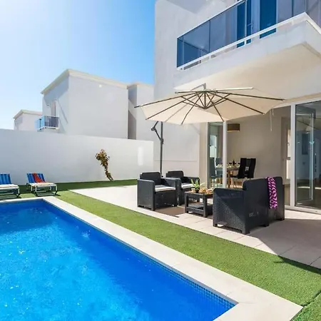 Playa De Fanabe Sleeps 8 Pool Air Con Wifi * Costa Adeje (Tenerife)