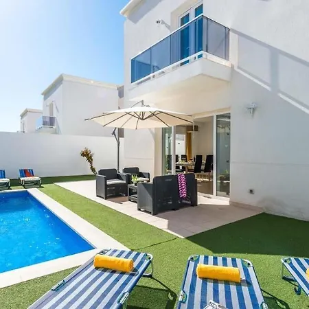 Playa De Fanabe Sleeps 8 Pool Air Con Wifi